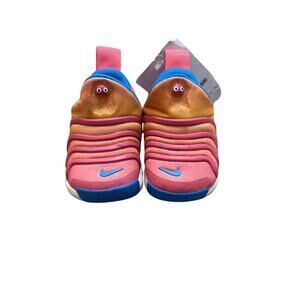 Nike Dynamo GO SE Baby Size 2 Sneakers